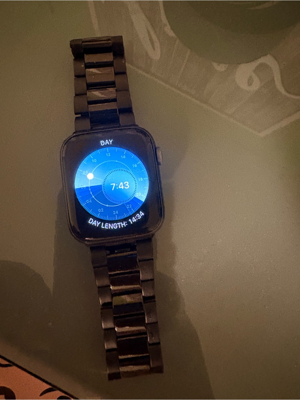 Apple iWatch 4 with Metal Link Band